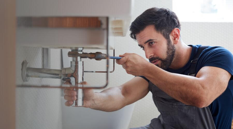 Professional sink repair services in Rossville, GA